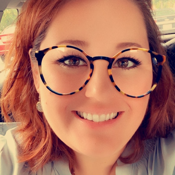 Meet your Posher, Elizabeth - Picture 1 of 1